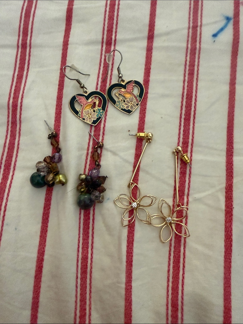 Gold Floral Dangle Earrings - Multicolor Heart & Flower Set